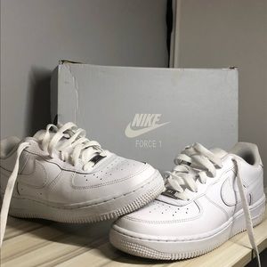 Nike Air Force 1 Low White Size 6 YOUTH